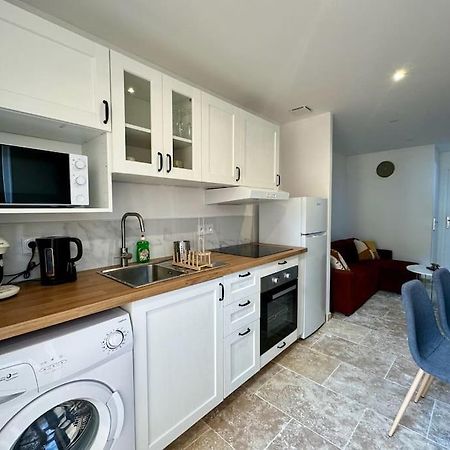 Appartement Lumineux Avec Terrasses 勒吕克 外观 照片