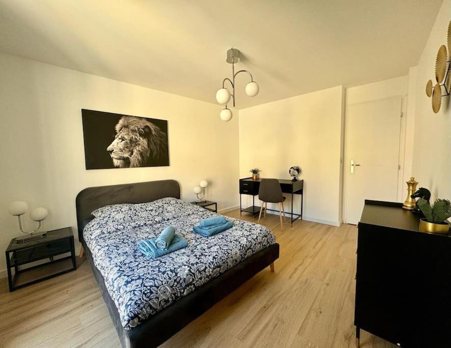 Appartement Lumineux Avec Terrasses 勒吕克 外观 照片