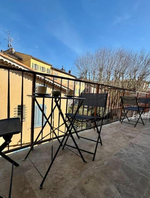 Appartement Lumineux Avec Terrasses 勒吕克 外观 照片